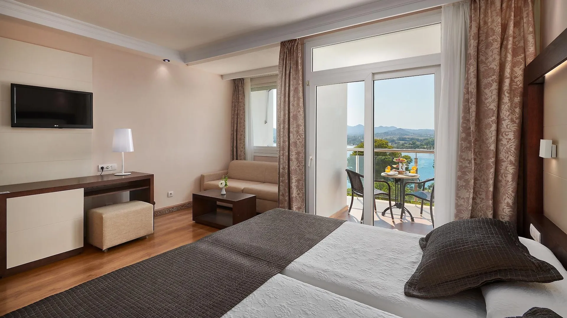 Hipotels Eurotel Punta Rotja Spa-Golf Costa De Los Pinos 4*,
